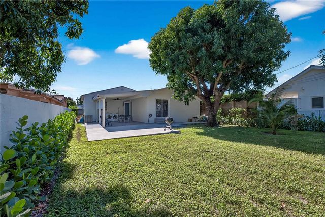 2733 SW 15th Street, Miami, FL 33145