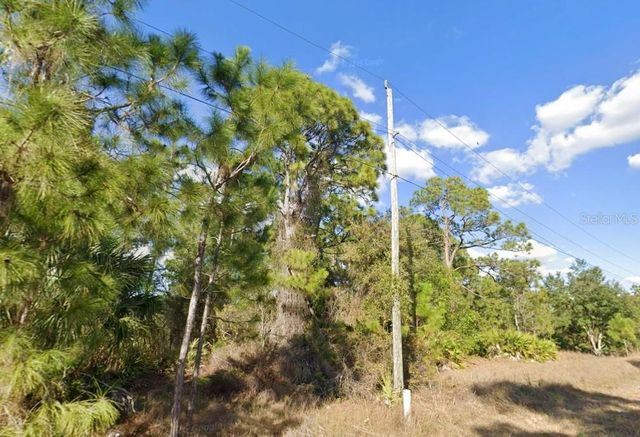 2706 52ND STREET W, Lehigh Acres, FL 33971