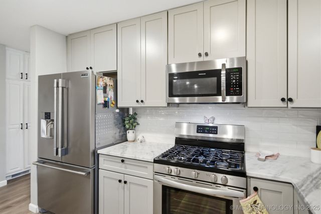 5849 S Irvington Avenue, Tulsa, OK 74135