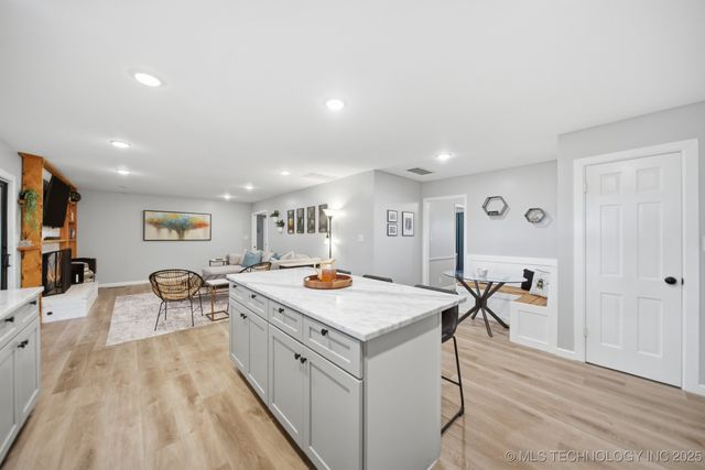 5849 S Irvington Avenue, Tulsa, OK 74135