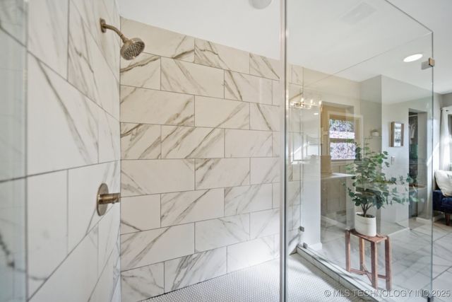 5849 S Irvington Avenue, Tulsa, OK 74135