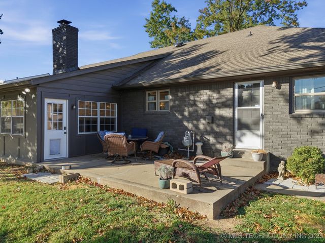 5849 S Irvington Avenue, Tulsa, OK 74135