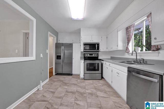 1072 ALFORD AVENUE, Hoover, AL 35226