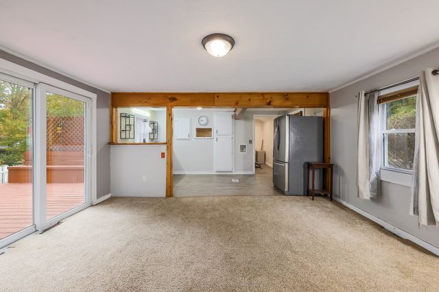 43 Mashapaug Rd, Holland, MA 01521