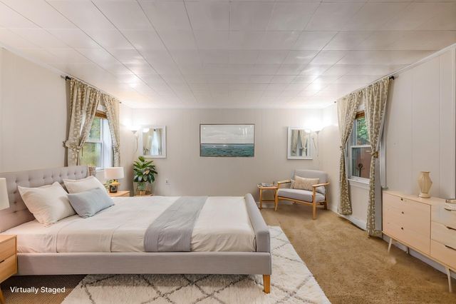 43 Mashapaug Rd, Holland, MA 01521
