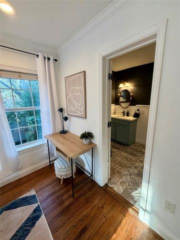 3014 Wentworth Street B, Houston, TX 77004