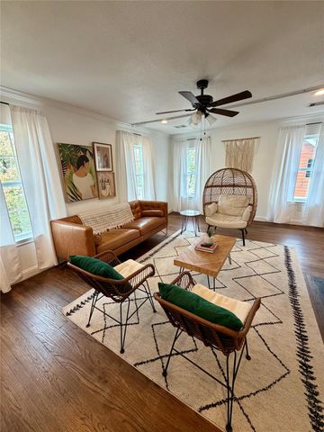3014 Wentworth Street B, Houston, TX 77004