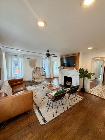 3014 Wentworth Street B, Houston, TX 77004