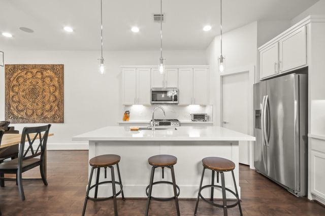 2405 Freeman Street, Houston, TX 77009