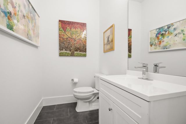 2405 Freeman Street, Houston, TX 77009