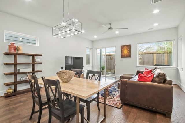 2405 Freeman Street, Houston, TX 77009