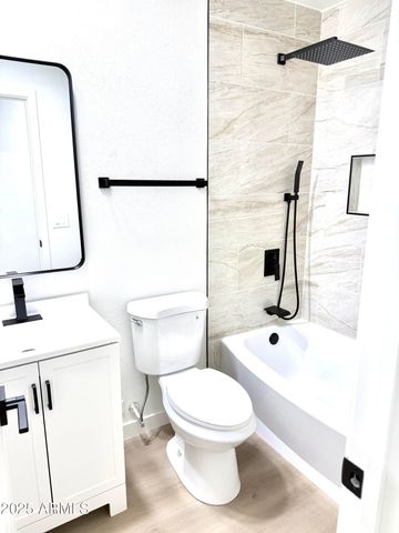 8042 S 25TH Street, Phoenix, AZ 85042