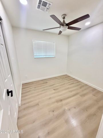 8042 S 25TH Street, Phoenix, AZ 85042