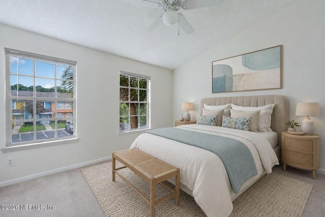 12311 KENSINGTON LAKES Drive 301, Jacksonville, FL 32246