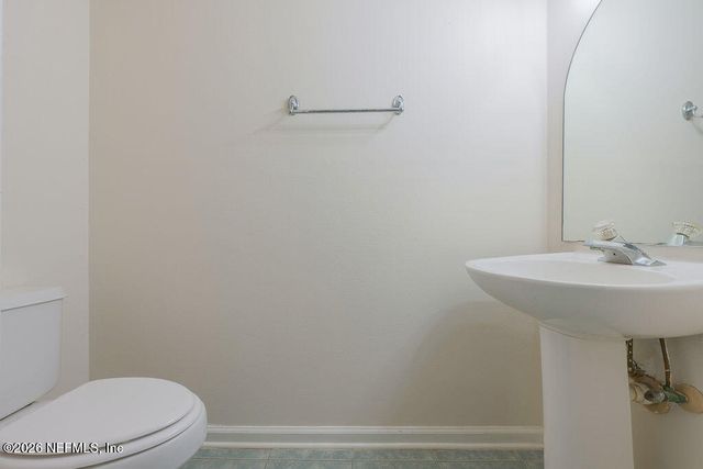12311 KENSINGTON LAKES Drive 301, Jacksonville, FL 32246