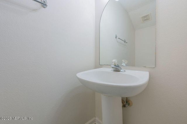 12311 KENSINGTON LAKES Drive 301, Jacksonville, FL 32246