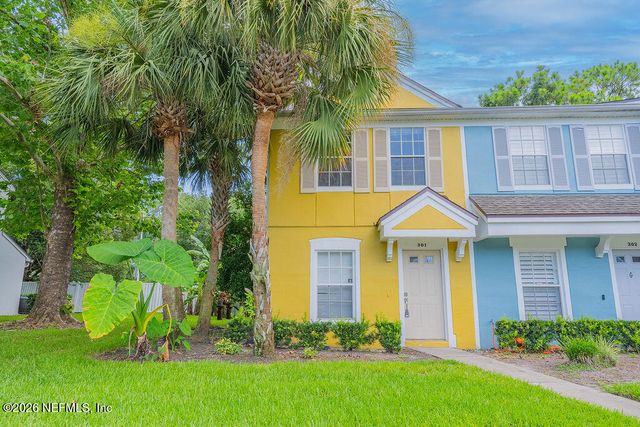 12311 KENSINGTON LAKES Drive 301, Jacksonville, FL 32246