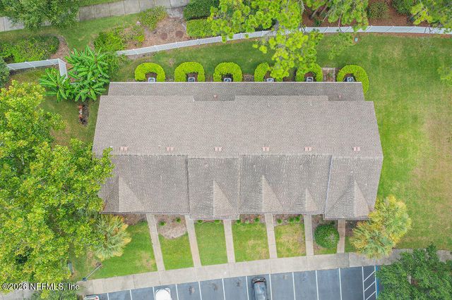 12311 KENSINGTON LAKES Drive 301, Jacksonville, FL 32246