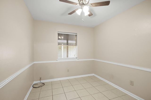 1307 Ken Street B, Humble, TX 77338