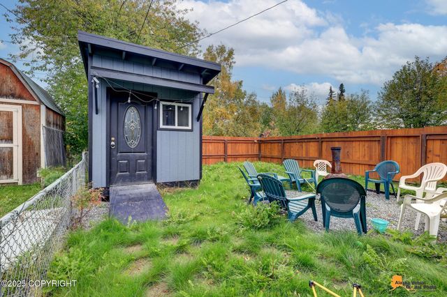 227 Park Street, Anchorage, AK 99508