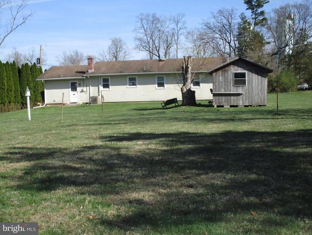 109 WOODLAND AVE, Schwenksville, PA 19473