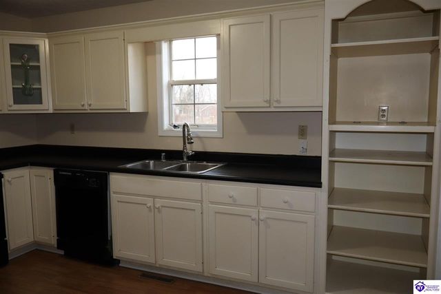 4484 Rineyville Road, Elizabethtown, KY 42701