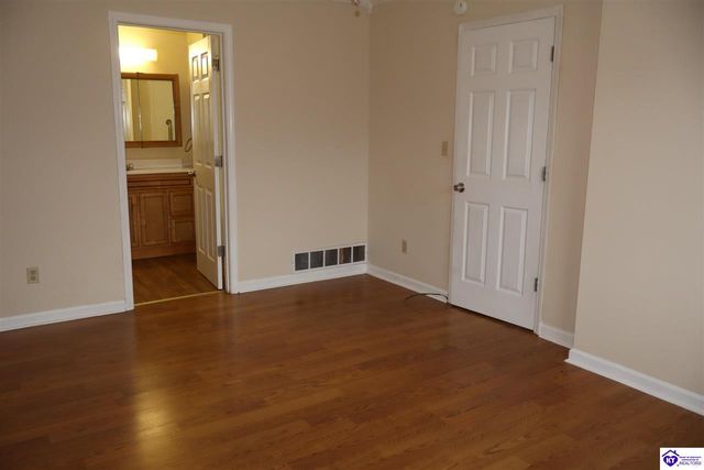 4484 Rineyville Road, Elizabethtown, KY 42701