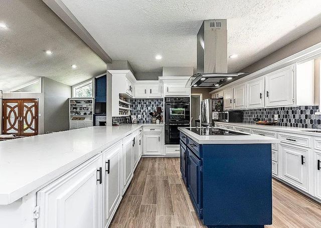3610 Lonniewood Drive, Houston, TX 77059