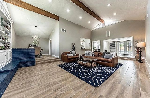 3610 Lonniewood Drive, Houston, TX 77059
