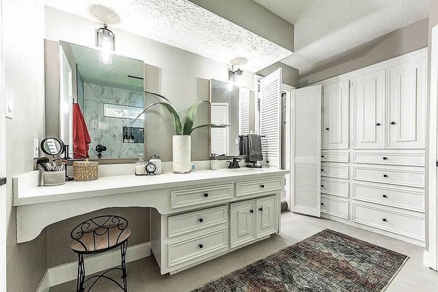 3610 Lonniewood Drive, Houston, TX 77059