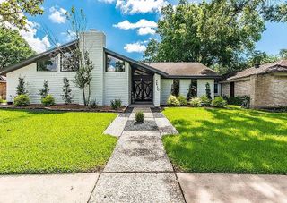 3610 Lonniewood Drive, Houston, TX 77059