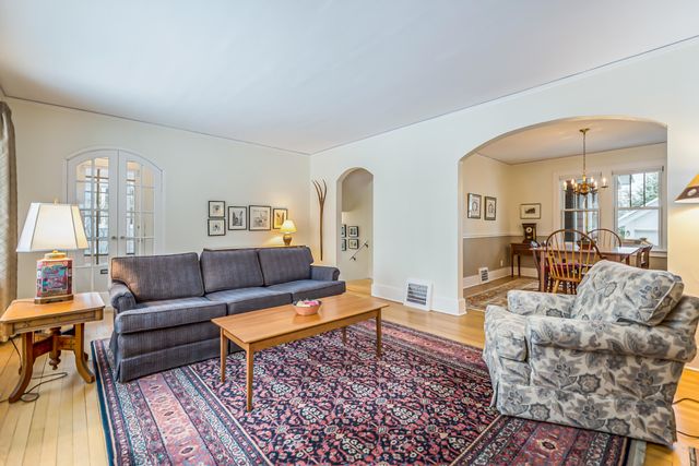 1422 Morton Avenue, Ann Arbor, MI 48104