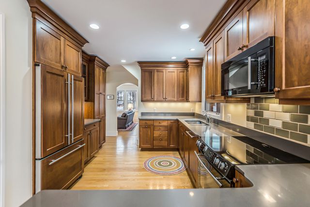 1422 Morton Avenue, Ann Arbor, MI 48104