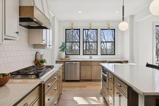 6275 134th Street N, Hugo, MN 55038