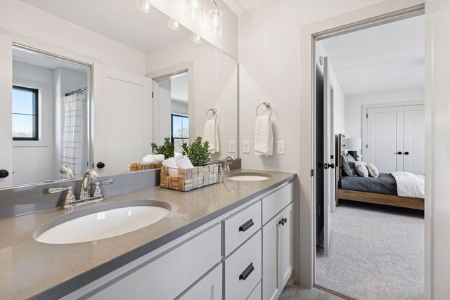 6275 134th Street N, Hugo, MN 55038