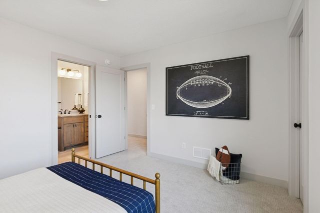 6275 134th Street N, Hugo, MN 55038