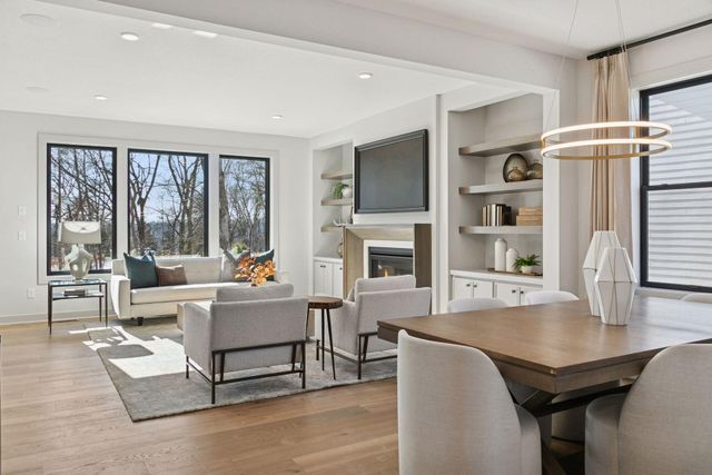 6275 134th Street N, Hugo, MN 55038