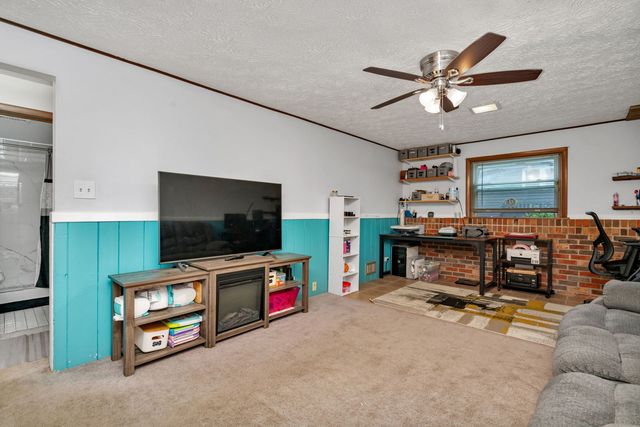 17608 Community Street, Lansing, IL 60438