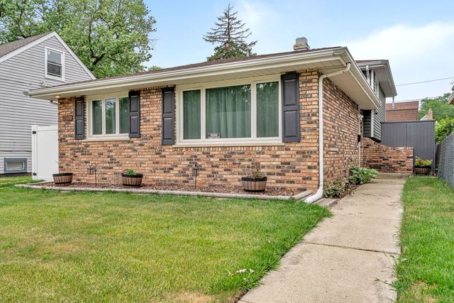 17608 Community Street, Lansing, IL 60438