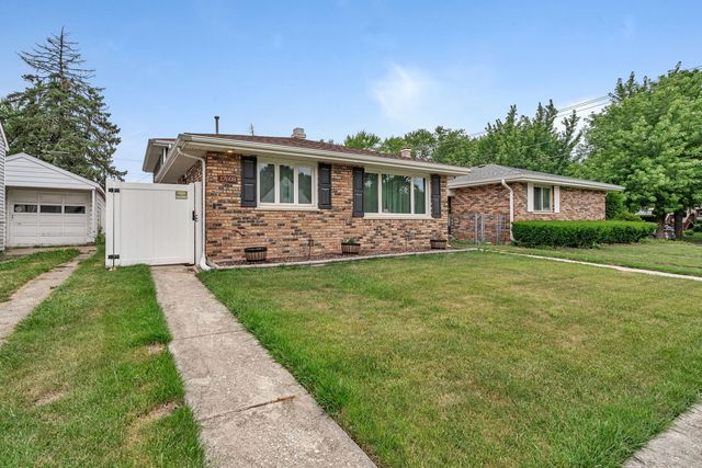 17608 Community Street, Lansing, IL 60438