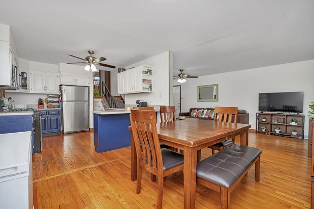 17608 Community Street, Lansing, IL 60438