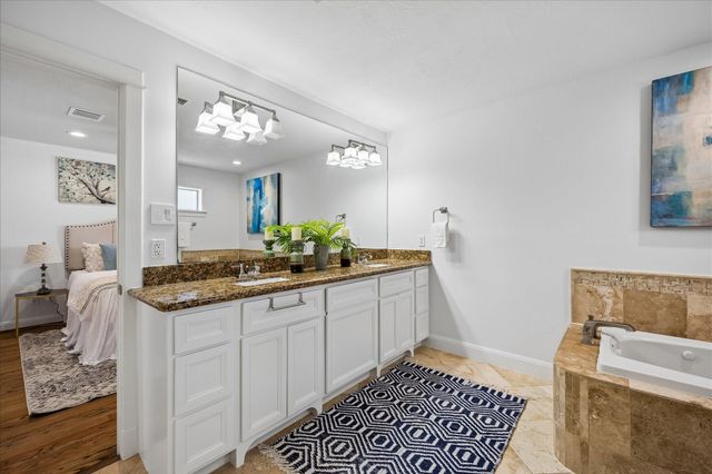 2524 Harvard Street, Houston, TX 77008