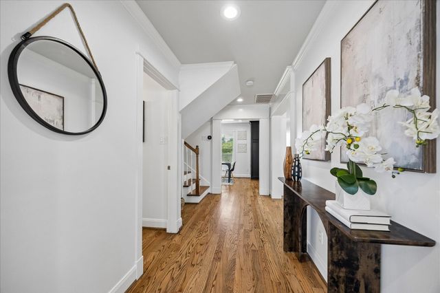 2524 Harvard Street, Houston, TX 77008
