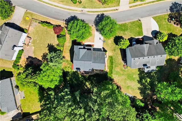 6065 Gentlewind Court, Powder Springs, GA 30127