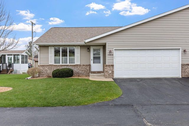1008 Whispering Winds PLACE, Onalaska, WI 54650