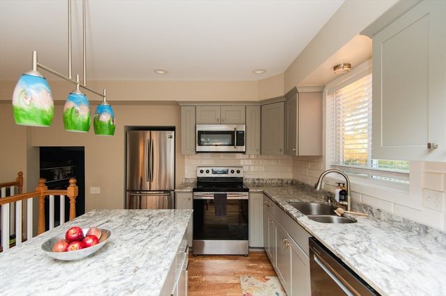 29 Valentine Street, Fall River, MA 02720