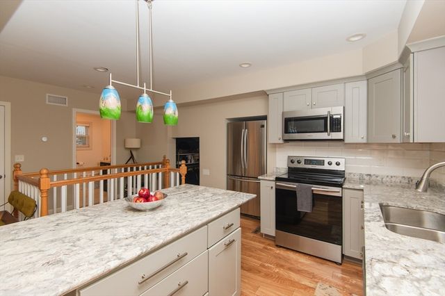 29 Valentine Street, Fall River, MA 02720