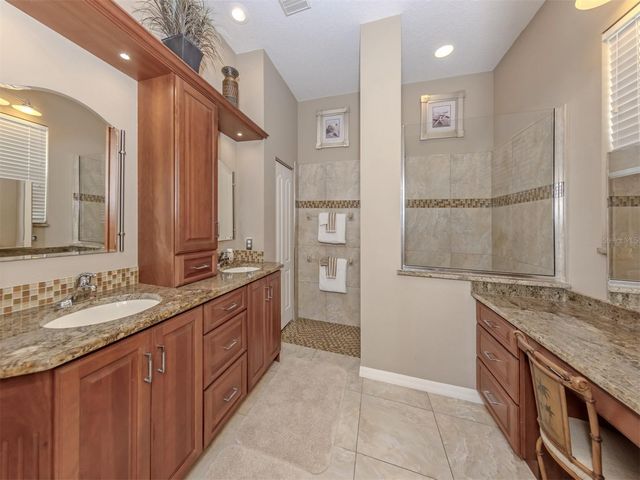 761 SILK OAK DRIVE, Venice, FL 34293