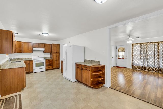 2203 Dennis Street, Irving, TX 75062