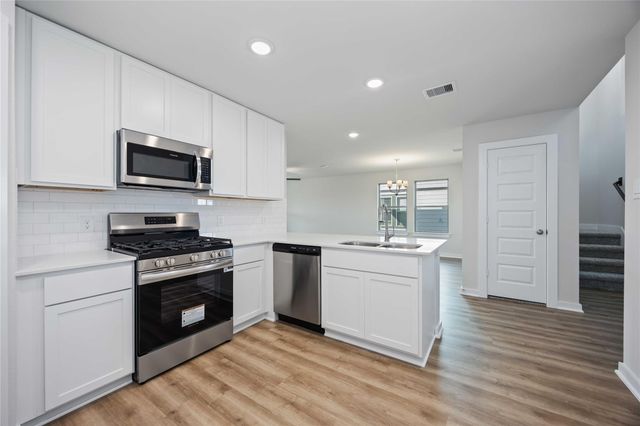 803 Clear Valley Lane, Dayton, TX 77535